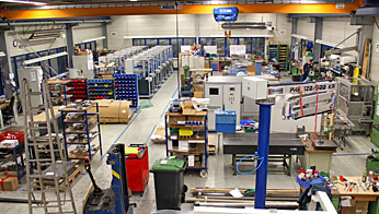 Montage von Verpackungsmaschinen und Sondermaschinen bei Rühle und Co. Maschinenbau GmbH in Walzbachtal